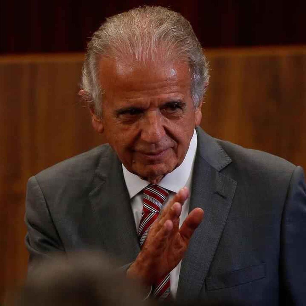 Janones: José Múcio deve entregar sua carta de renúncia nas próximas horas  - Politica - Estado de Minas