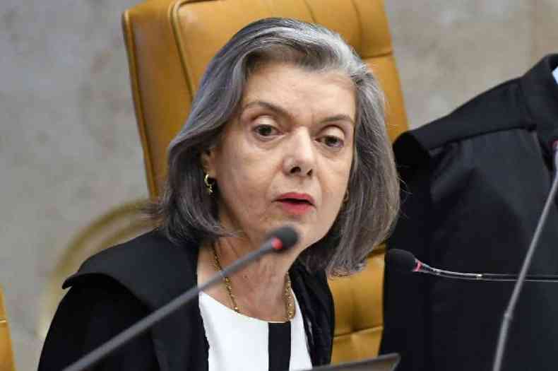 Ministra exigiu que Tarcsio explique o motivo pelo qual o governo paulista homenageou um agente da ditadura