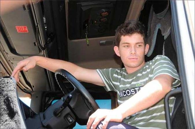 O caminhoneiro Guilherme Peixoto, de 24 anos: 