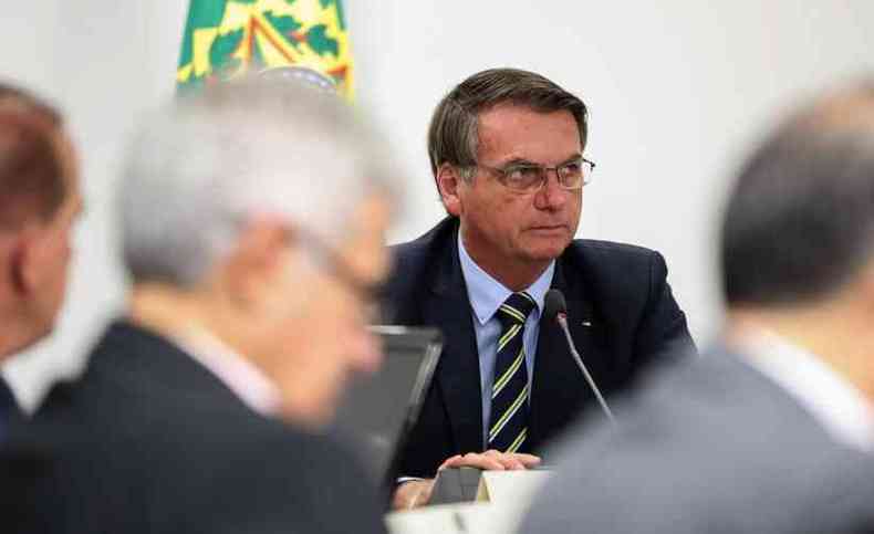 No decreto citado, Bolsonaro estabeleceu uma srie de servios que no podem parar no pas(foto: Marcos Correa/PR)