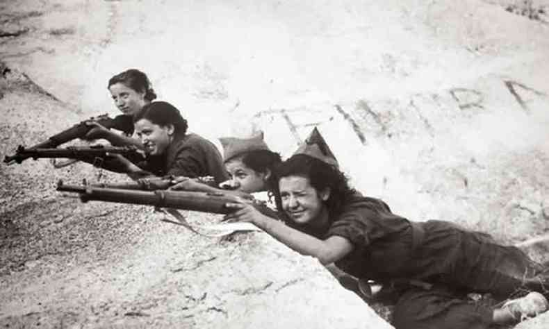 Mulheres anarquistas lutando durante a Guerra Civil Espanhola(foto: 1936 - Internet)