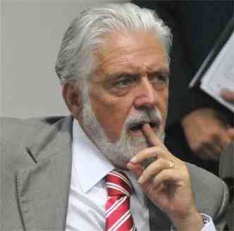 Jaques Wagner tambm deve ter uma funo importante no Planalto (foto: Breno Fortes/CB/D.A Press)