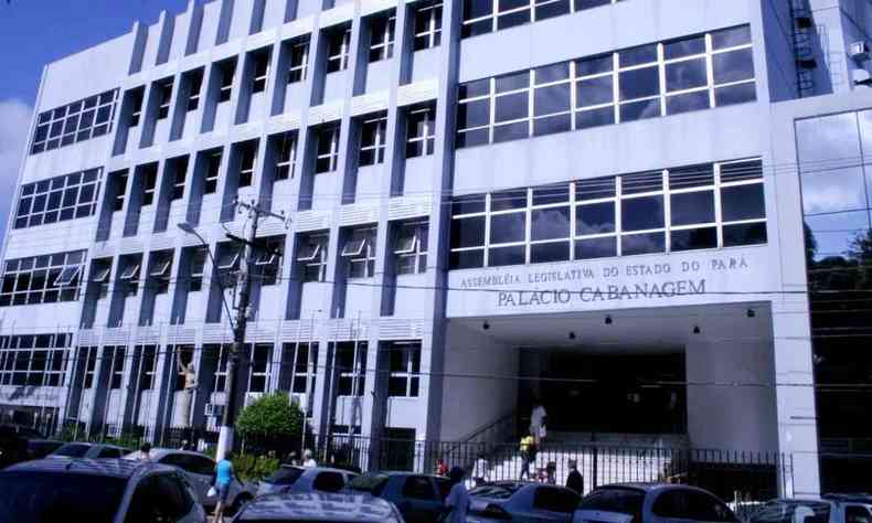 Foto da fachada da Assembleia Legislativa do Par (Alepa), em Belm