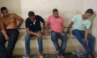 Os quatro presos disseram  PM que so do Rio de Janeiro(foto: PM/Divulgao)