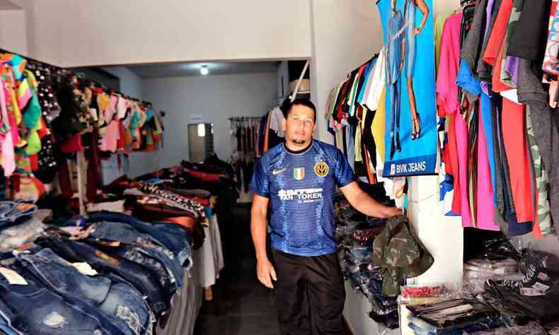 Hérviro Moreira dos Santos, dono de loja de roupas