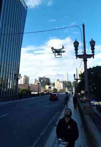 Especial contou com o uso de drone na captao de imagens para os webdocs(foto: Lord Drone/Divulgao)
