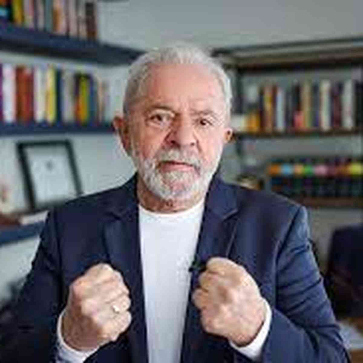 Lula é cristão, nunca fechou nem vai fechar igrejas - Lula