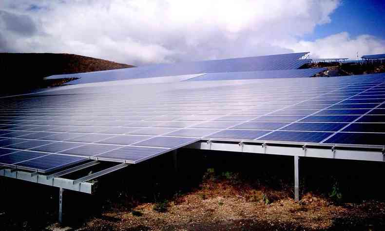 A implantao das placas solares ser em imveis adquiridos pela empresa 