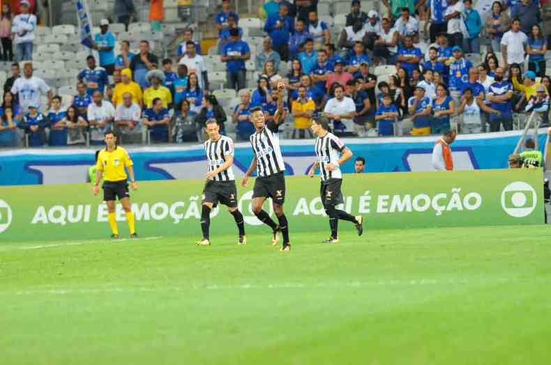 Pretendido pelo Cruzeiro, Bruno Henrique tambm interessa ao Flamengo(foto: Juarez Rodrigues/EM/D.A Press - 27/8/17)