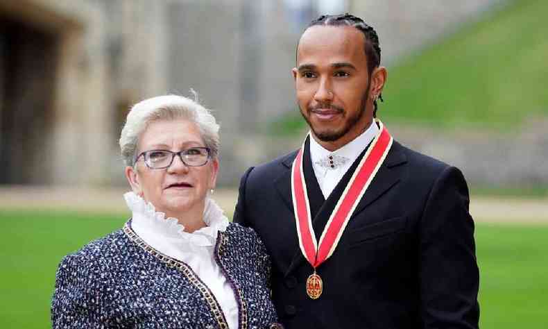 Lewis Hamilton e sua me Carmen Larbalestier