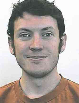 Foto divulgada pela rede de TV NBCNews James Holmes(foto: Reproduo / Twitter / @NBCNews)