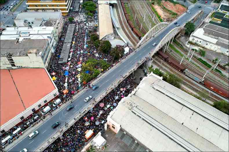 Ano passado, a festa do rap nacional levou 10 mil pessoas  rea do Viaduto Santa Tereza (foto: Pablo Bernardo/divulgao)