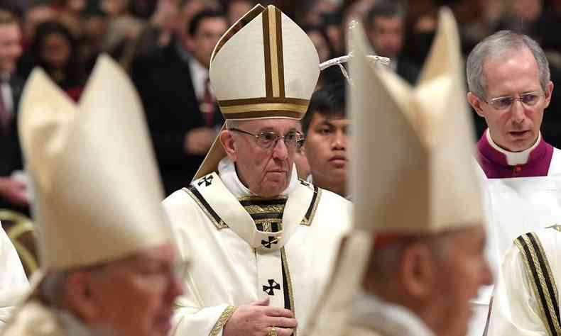 Papa Francisco celebra missa na Baslica de So Pedro, no Vaticano(foto: TIZIANA FABI/AFP)