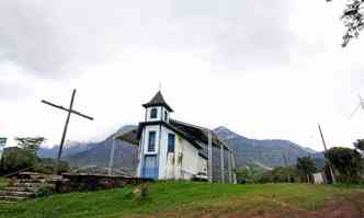 Igreja Santa Quitria, em Catas Altas, Minas Gerais, com proteo provisria de telha de alumnio