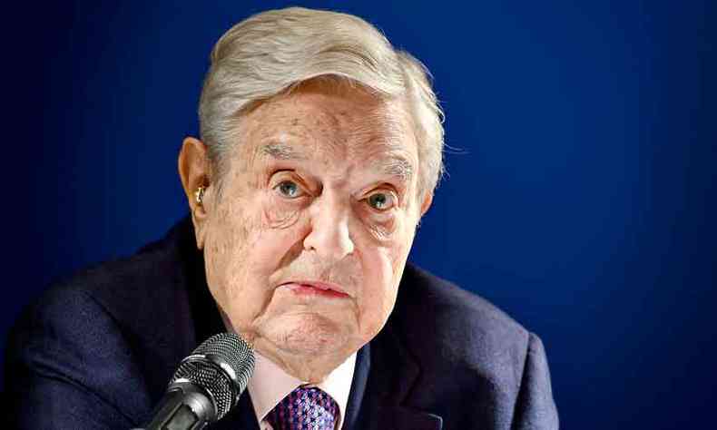 O milionrio George Soros  conhecido por financiar movimentos sociais no Brasil(foto: Fabrice Coffrini/AFP)