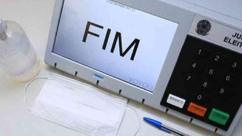 No h comprovao de fraudes em quaisquer eleies brasileiras realizadas desde que as urnas eletrnicas foram implementadas, em 1996(foto: TSE)