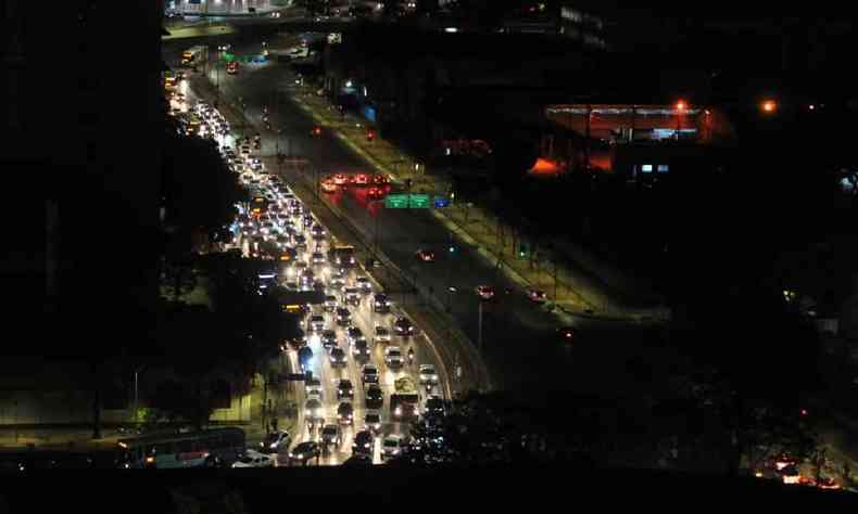 Transito engarrafado em BH