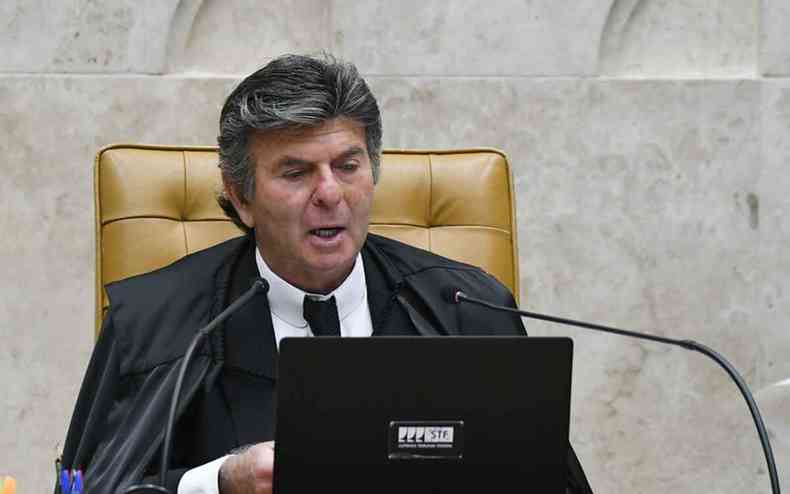 Ministro Luiz Fux preside a sesso extraordinria por videoconferncia