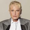 Novo livro de Xuxa é hino ao amor por criança que salva o pai