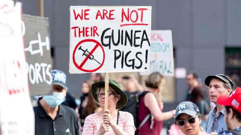 Um protesto contra a vacinao em Nova York(foto: Getty Images)