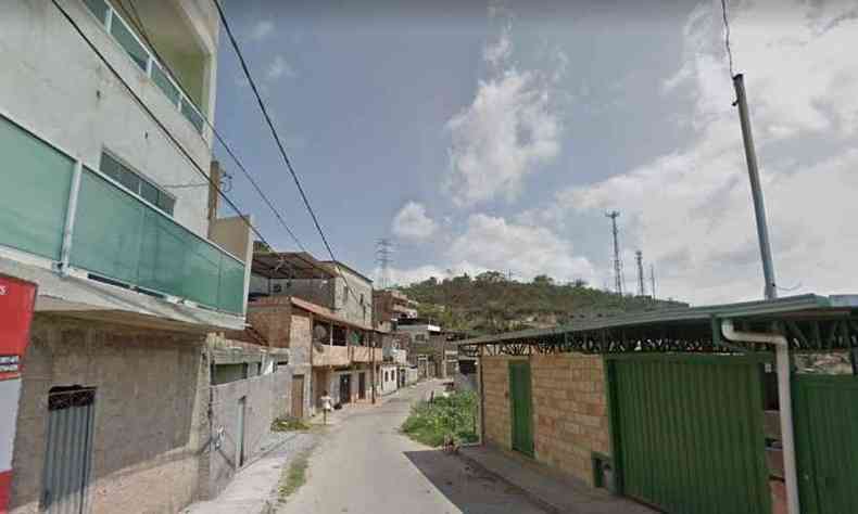 Homem foi executado na casa de um amigo, na Rua 6, no Bairro Alto do Fidalgo(foto: Reproduo/Google Street View)