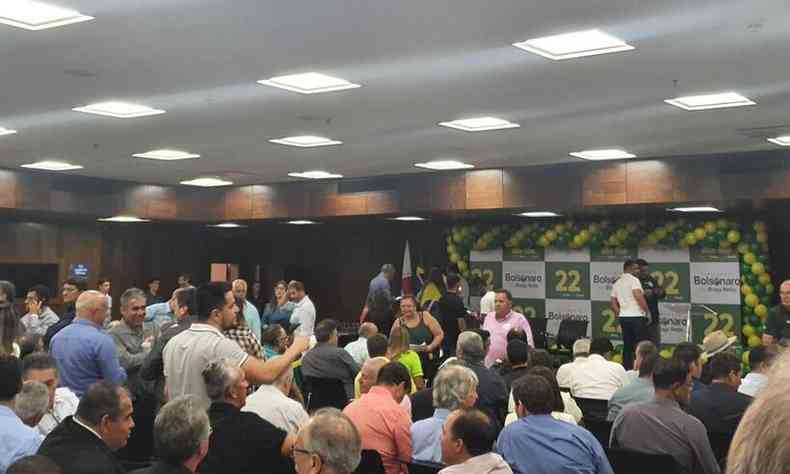 Prefeitos se renem com Bolsonaro