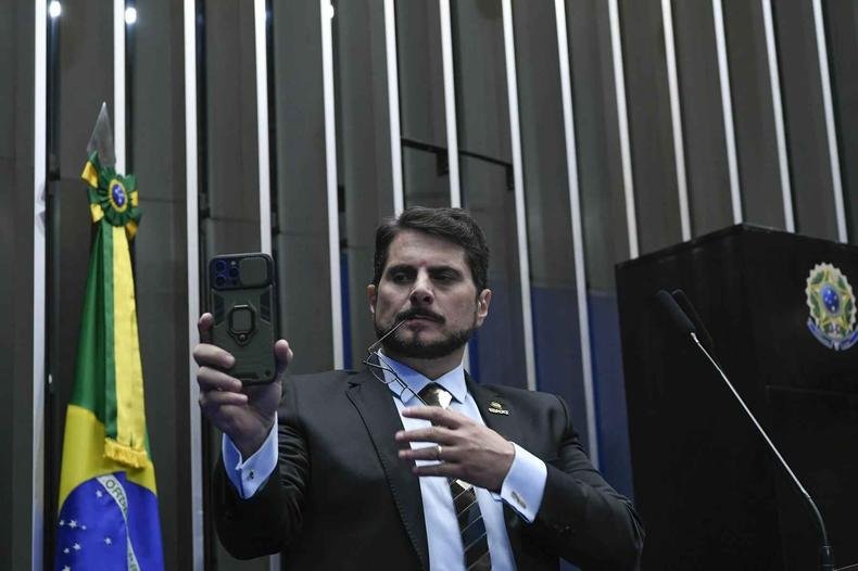 Em destaque, senador Marcos do Val (Podemos-ES)