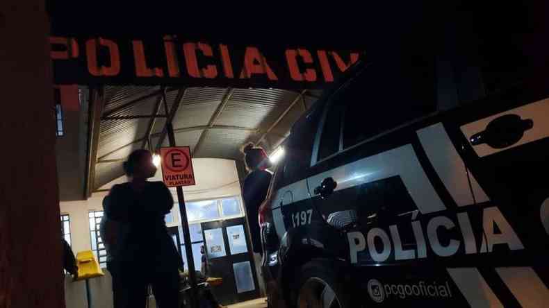 Polcia Civil em guas Lindas: buscas por Lzaro continuam(foto: Carlos Vieira/CB/D.A. Press)