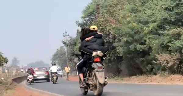 Couple arrested for ‘inappropriately’ hugging a motorcycle