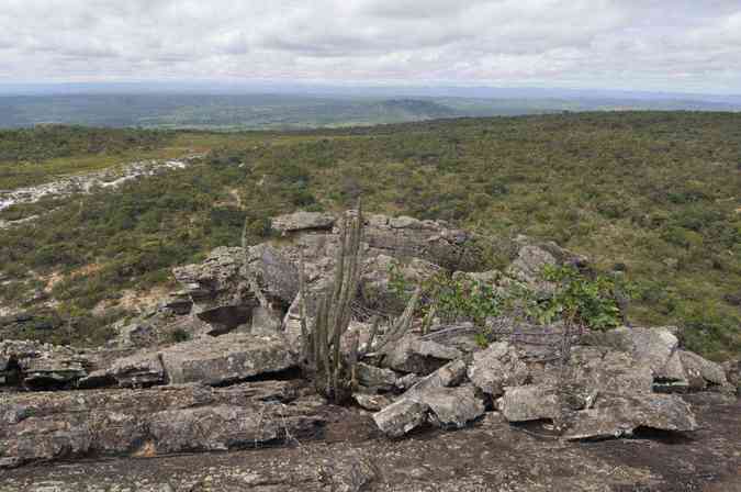 Região da Serra do Espinhaço guarda ricos sítios arqueológicos com lapas e pinturas rupestres(foto: Juarez Rodrigues/EM/D.A Press)