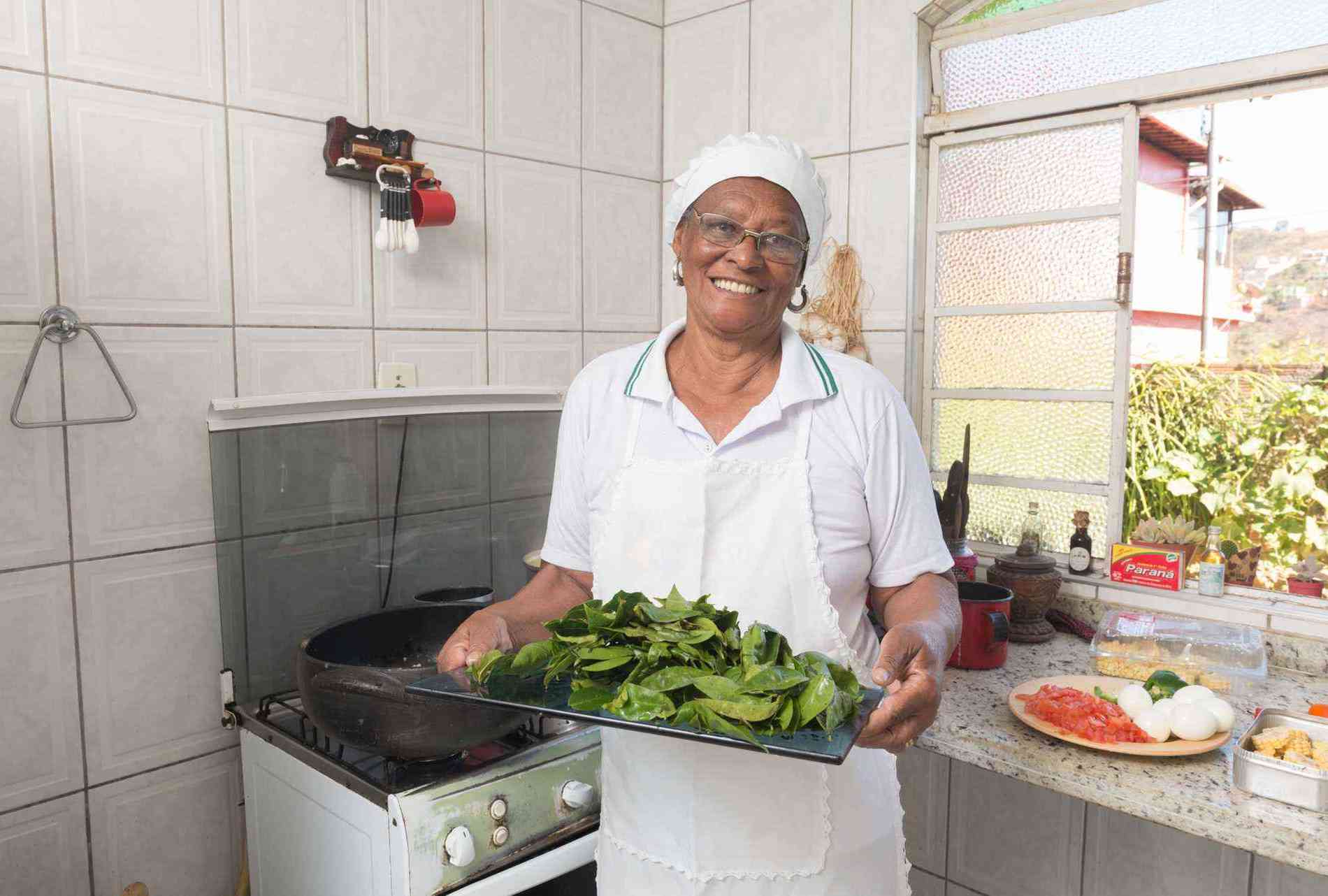 De panqueca a pudim: aprenda a fazer cinco receitas com ora-pro-nóbis -  Degusta - Estado de Minas