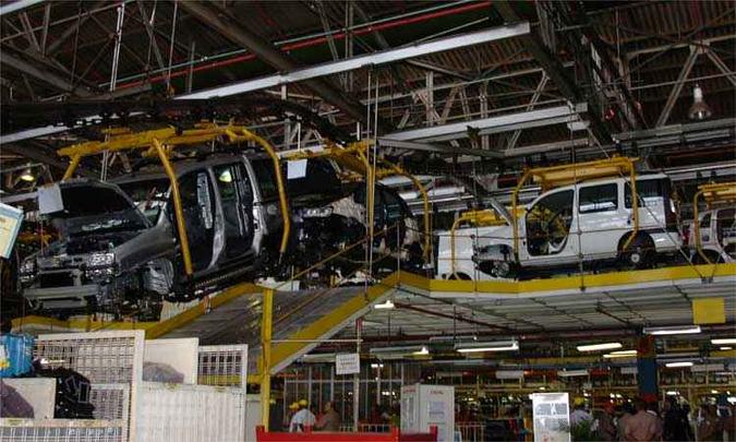 Os veículos automotores, reboques e carrocerias foram a atividade que mais influenciou a alta(foto: Euler Júnior/EM/D.A Press - 28/03/06) Os veículos automotores, reboques e carrocerias foram a atividade que mais influenciou a alta(foto: Euler Júnior/EM/D.A Press - 28/03/06)