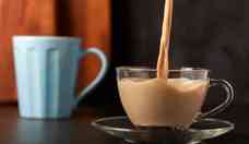Caf com leite pode ter ao anti-inflamatria no corpo, diz estudo