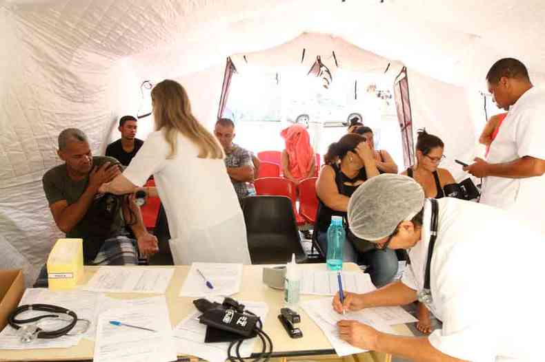 No auge da epidemia de dengue do ano passado, a sade pblica de Belo Horizonte teve que instalar centro de atendimento especfico para a doena em UPA(foto: Jair Amaral/EM/D.A Press - 1/5/19)