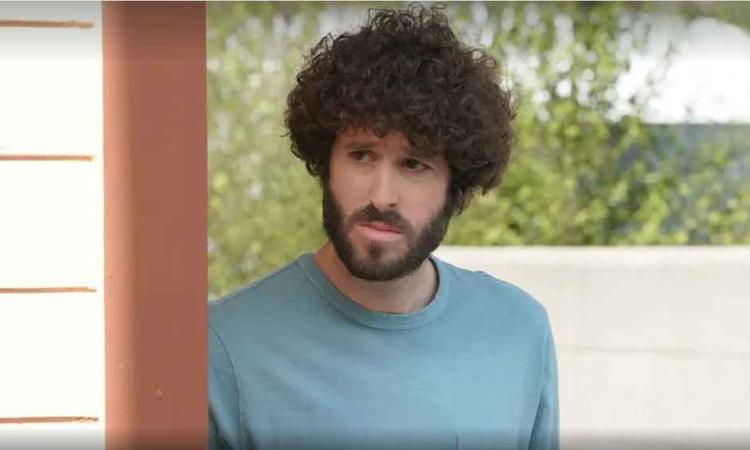 Ator e cantor Lil Dicky 