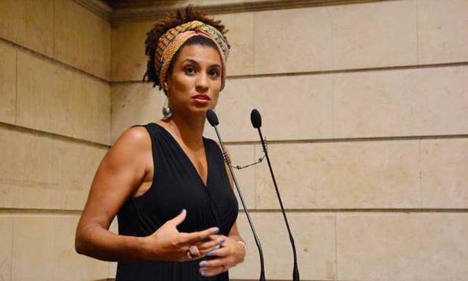 A vida da política de Marielle Franco foi dedicada à militância na defesa dos direitos humanos e contra ações violentas nas favelas (foto: Facebook/Reprodução) A vida da política de Marielle Franco foi dedicada à militância na defesa dos direitos humanos e contra ações violentas nas favelas (foto: Facebook/Reprodução)