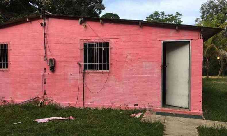 Casa onde as mulheres ficavam trancadas (foto: Divulgao Polcia Civil )