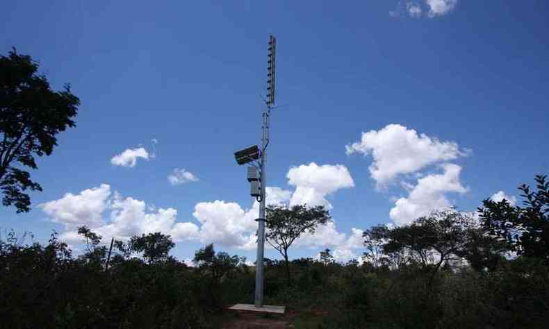 Equipamentos semelhantes s sirenes instaladas na regio da Barragem B2 auxiliar, em Itabirito, da Nacional Minrios, sero testados pela Vale na regio da Mina de Fbrica (foto: Edsio Ferreira/EM/D.A PRESS)