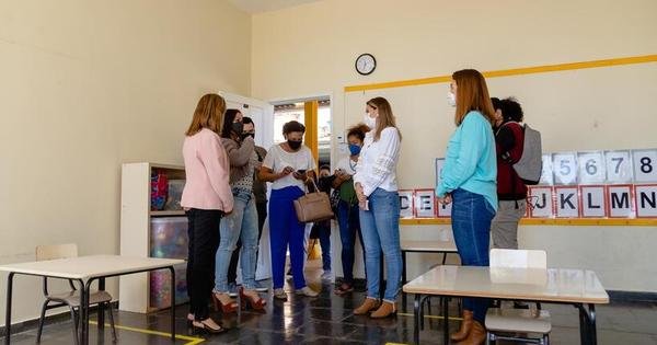 Vereadores de BH visitam escolas municipais para avaliar volta às aulas - Vimarsana News