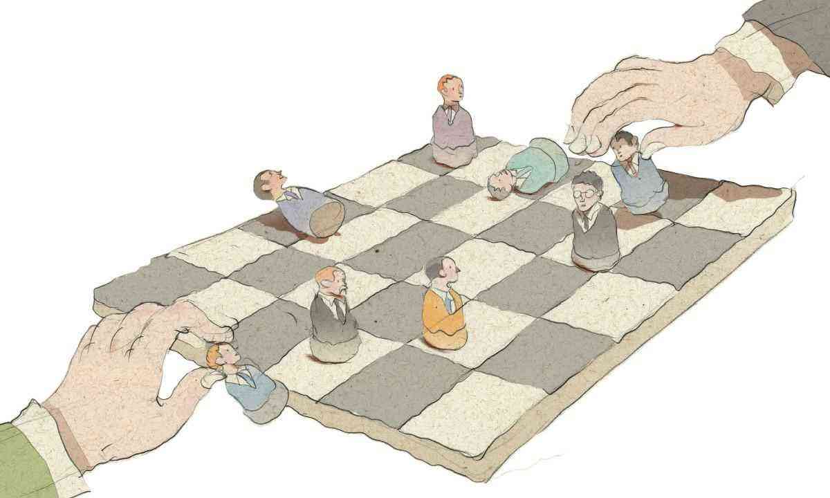 A política tem um jogo de xadrez, onde Helgir Girodo - Pensador