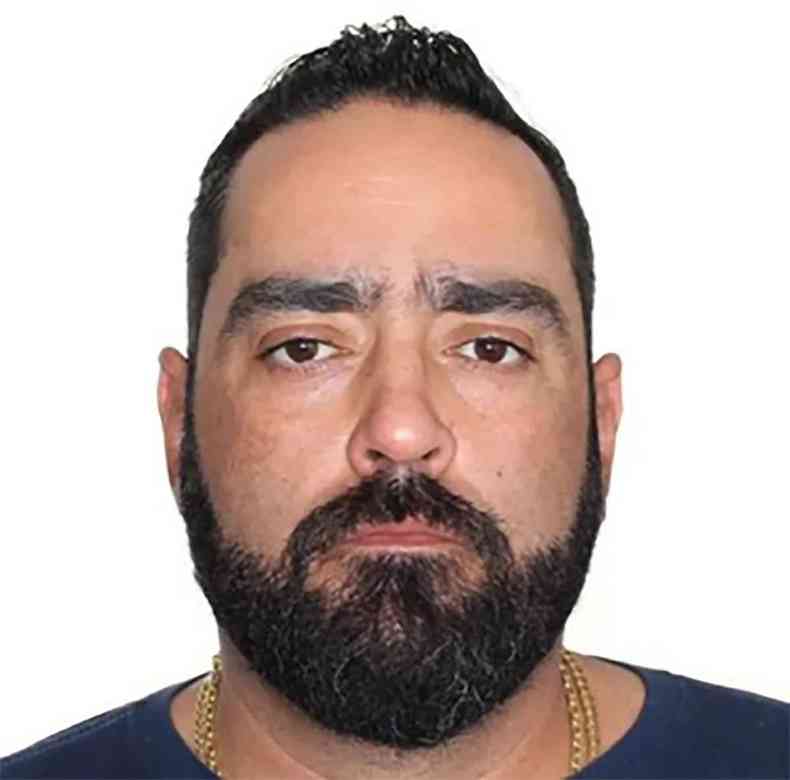 Policial civil Arthur de Oliveira Vasconcelos, de 41 anos, morreu aps oito dias internado com um tiro na cabea