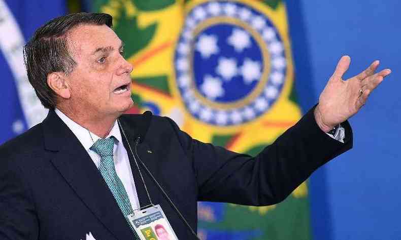 Presidente Jair Bolsonaro disse que vacinas contra a COVID-19 no tm eficcia comprovada cientificamente(foto: Evaristo S/AFP)