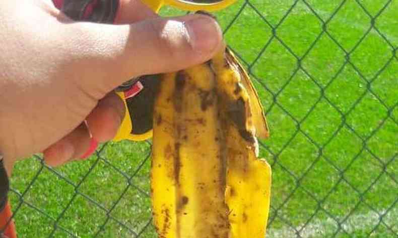 Casca de banana foi jogada contra aluno negro da UCP durante os Jogos Jurídicos, na Região Serrana do Rio(foto: Reprodução/Internet )