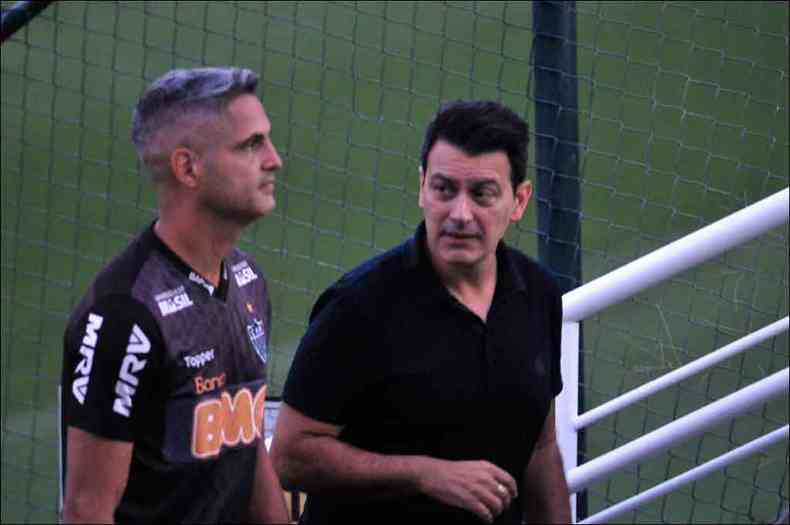 O tcnico alvinegro Rodrigo Santana e o diretor de futebol Rui Costa(foto: Gladyston Rodrigues/EM/D.A Press - 24/4/19)