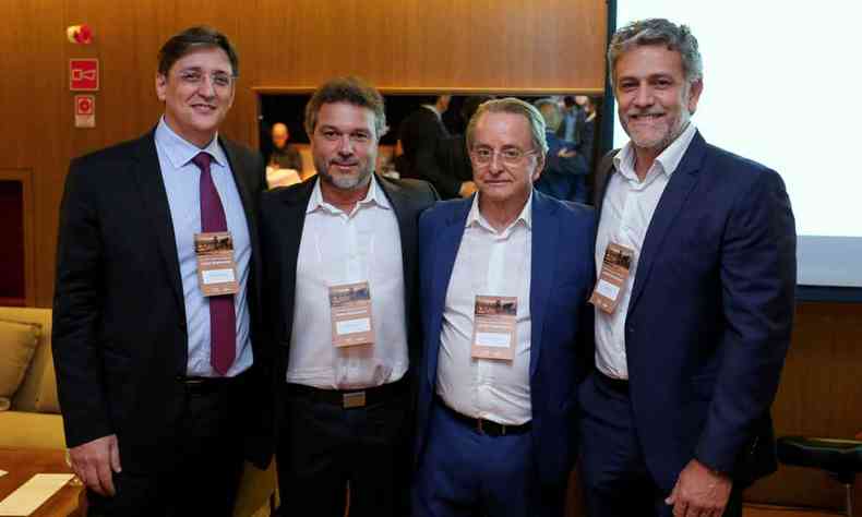 Na foto, Alexandre Figueiredo, scio da Moura Tavares Advogados; Alexandre Mucida, CEO da Interweg Seguros; Geraldo Moura Tavares, scio da Moura Tavares Advogados; e Walter Rohlfs, scio-diretor da Interweg Seguros