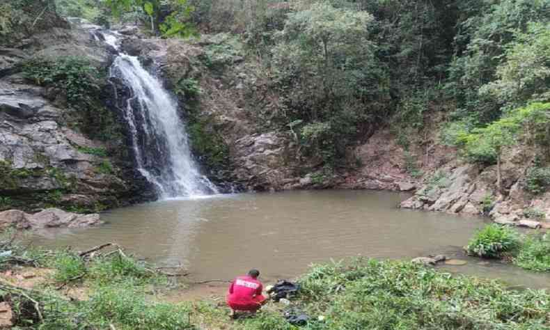 A Cachoeira Pedra Grande  um local de difcil acesso