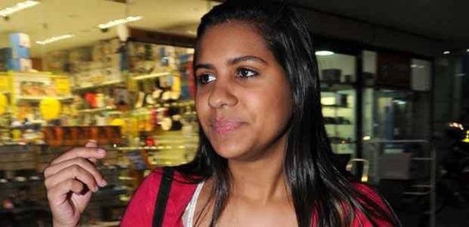 A estudante Camilla Morais diz que n�o consegue fazer reservas(foto: Marcos Vieira/EM/DA Press)