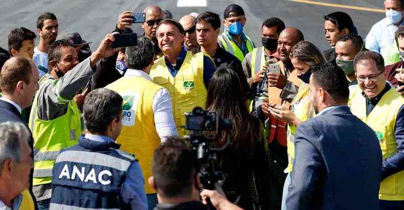 Bolsonaro visitou obra de reforma do aeroporto de Congonhas (SP), onde criticou governadores(foto: CAROLINA ANTUNES/PR)
