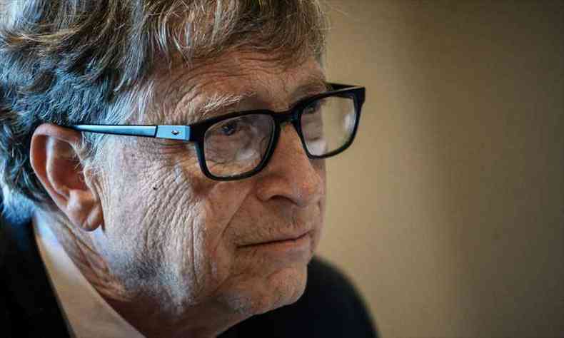 Gates, 64 anos, deixou de se envolver nas operaes dirias da empresa h mais de uma dcada(foto: JEFF PACHOUD / AFP )