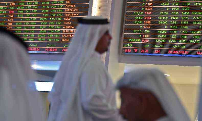 Movimento no mercado financeiro de Dubai refletiu instabilidade no Golfo (foto: Karim Sahib/AFP)